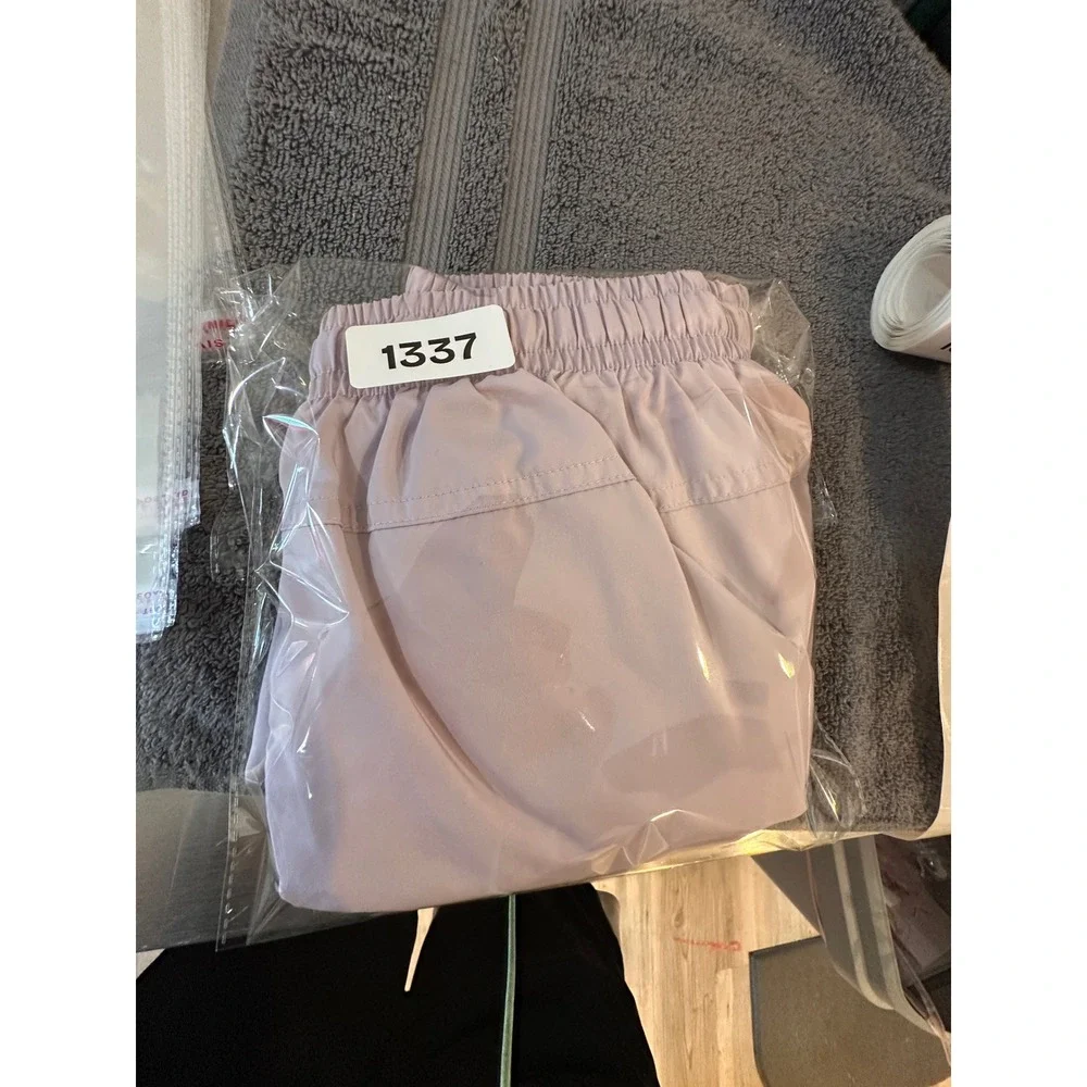 Nike Sportswear Essential Woven Shorts Lavender Purple Mens Small CJ1682-530